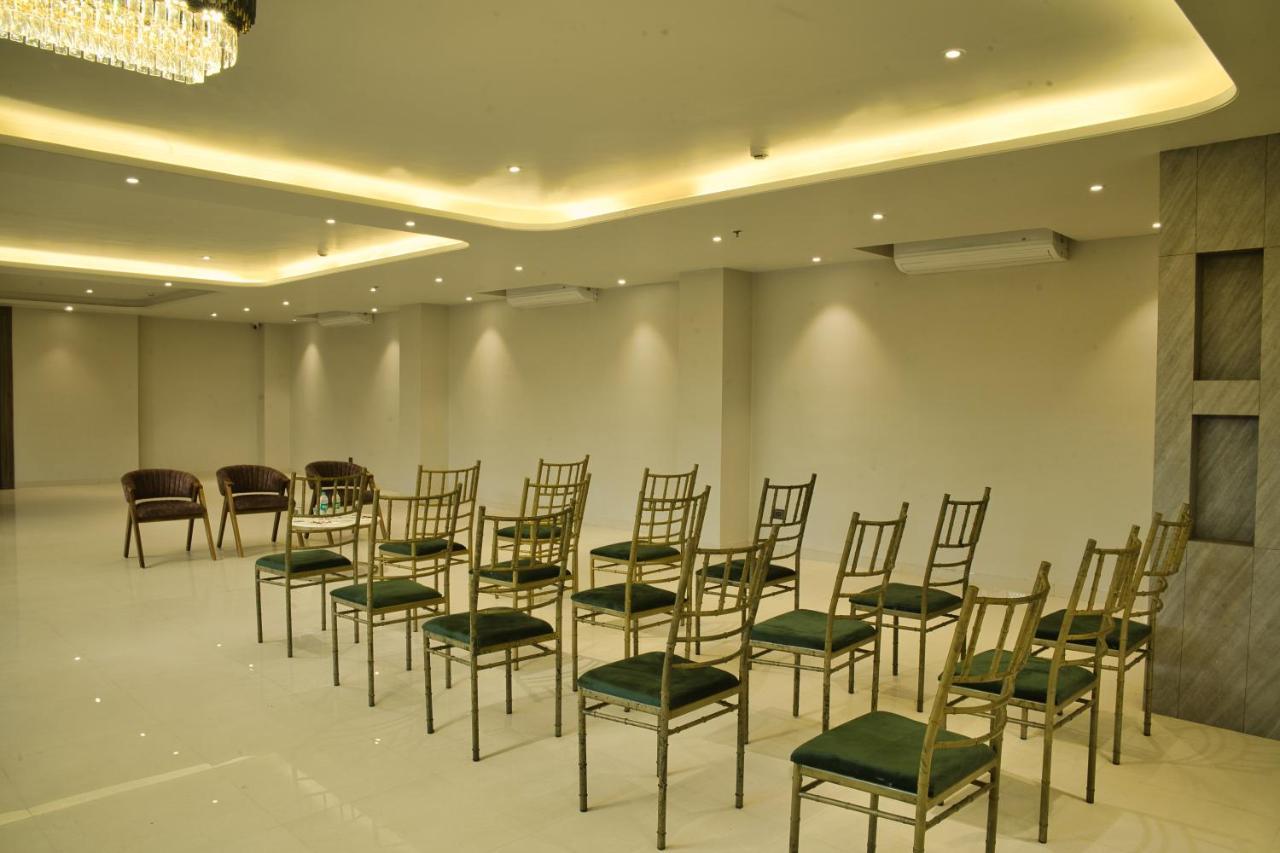 Hotel Sterling Pushkar Zewnętrze zdjęcie
