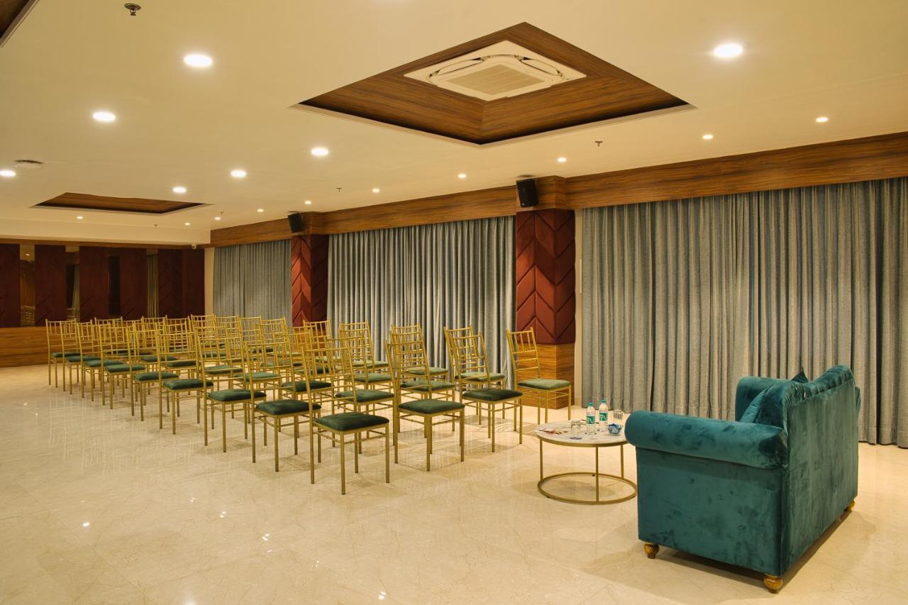 Hotel Sterling Pushkar Zewnętrze zdjęcie
