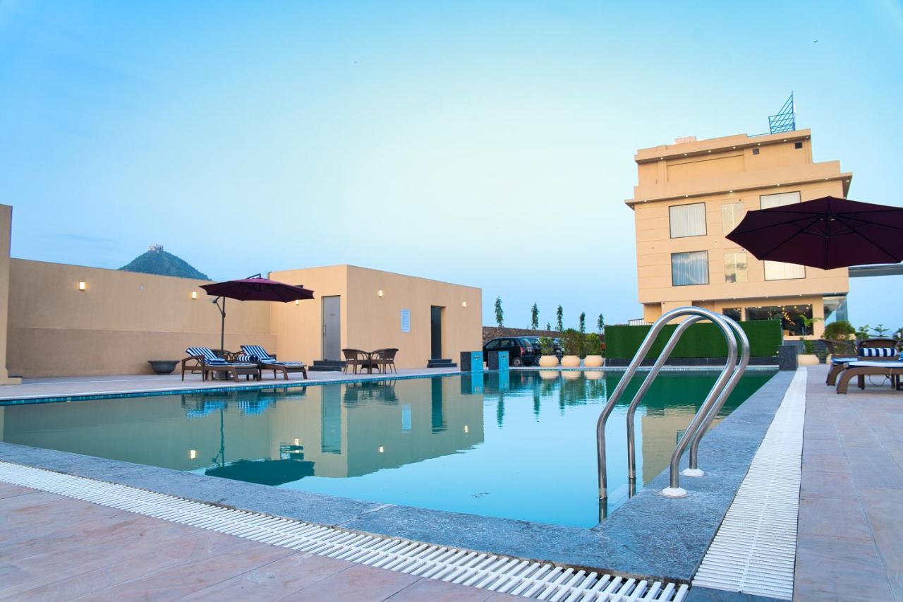 Hotel Sterling Pushkar Zewnętrze zdjęcie
